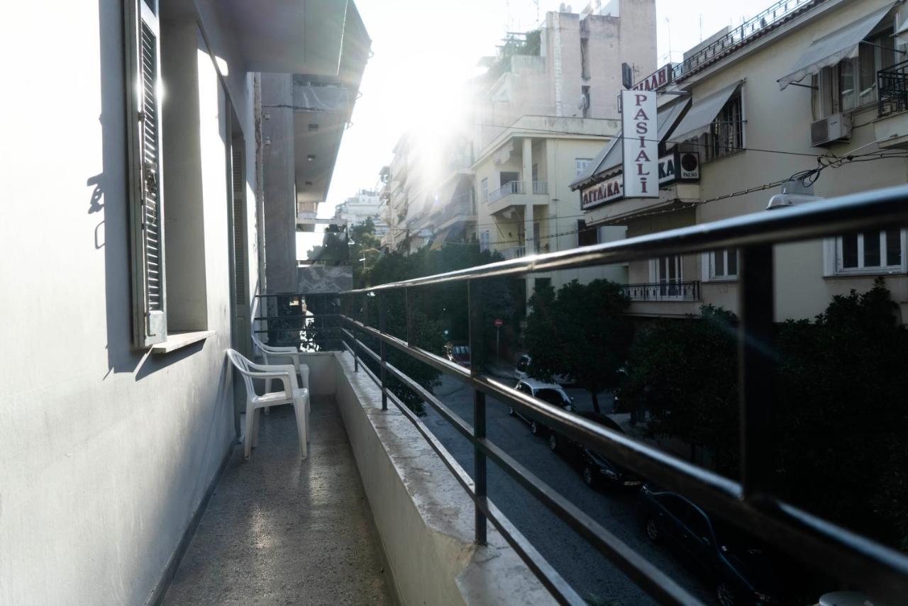 Pagration Youth Hostel เอเธนส์ ภายนอก รูปภาพ