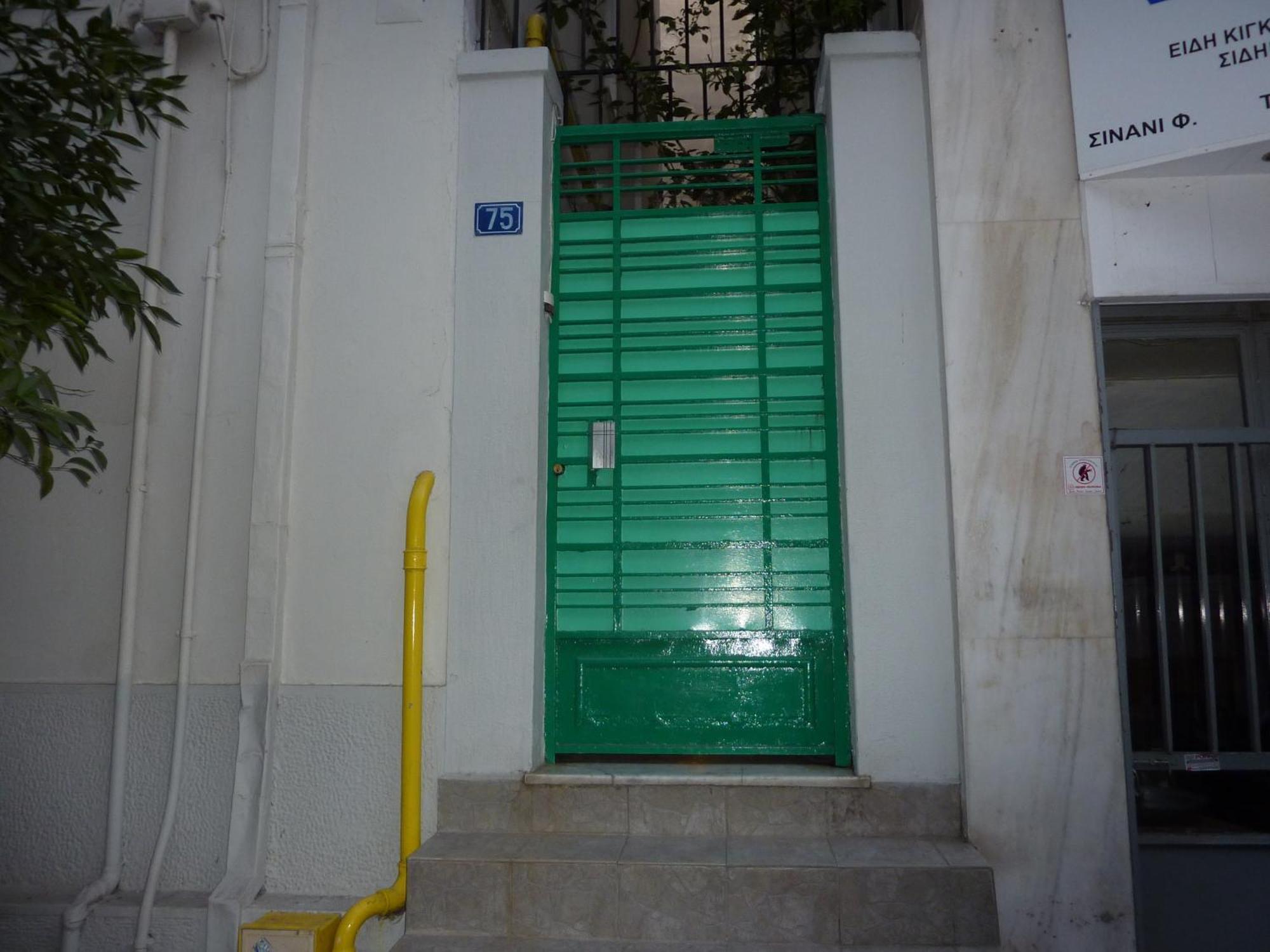 Pagration Youth Hostel เอเธนส์ ภายนอก รูปภาพ