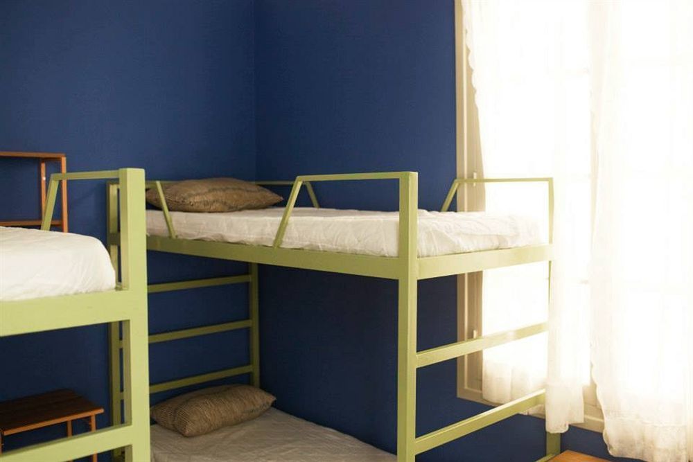 Pagration Youth Hostel เอเธนส์ ภายนอก รูปภาพ